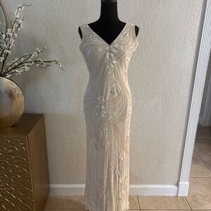 Elegant Cream Sleeveless Dress